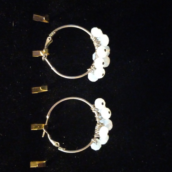Hoop earrings - Picture 1 of 3